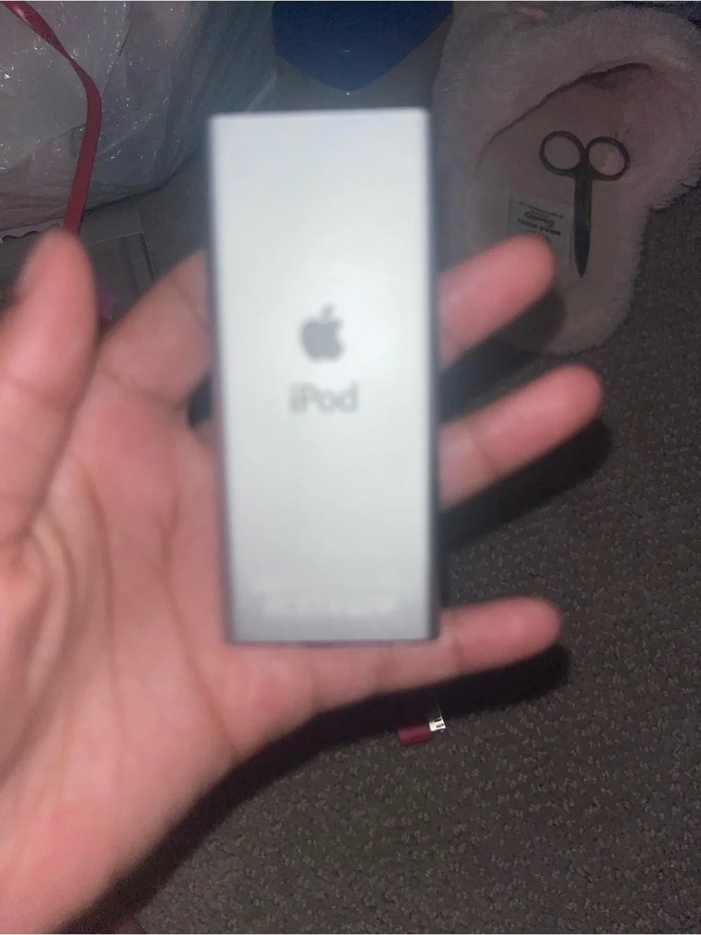 Apple Silver iPod nano 2nd generation, NOT fully functional